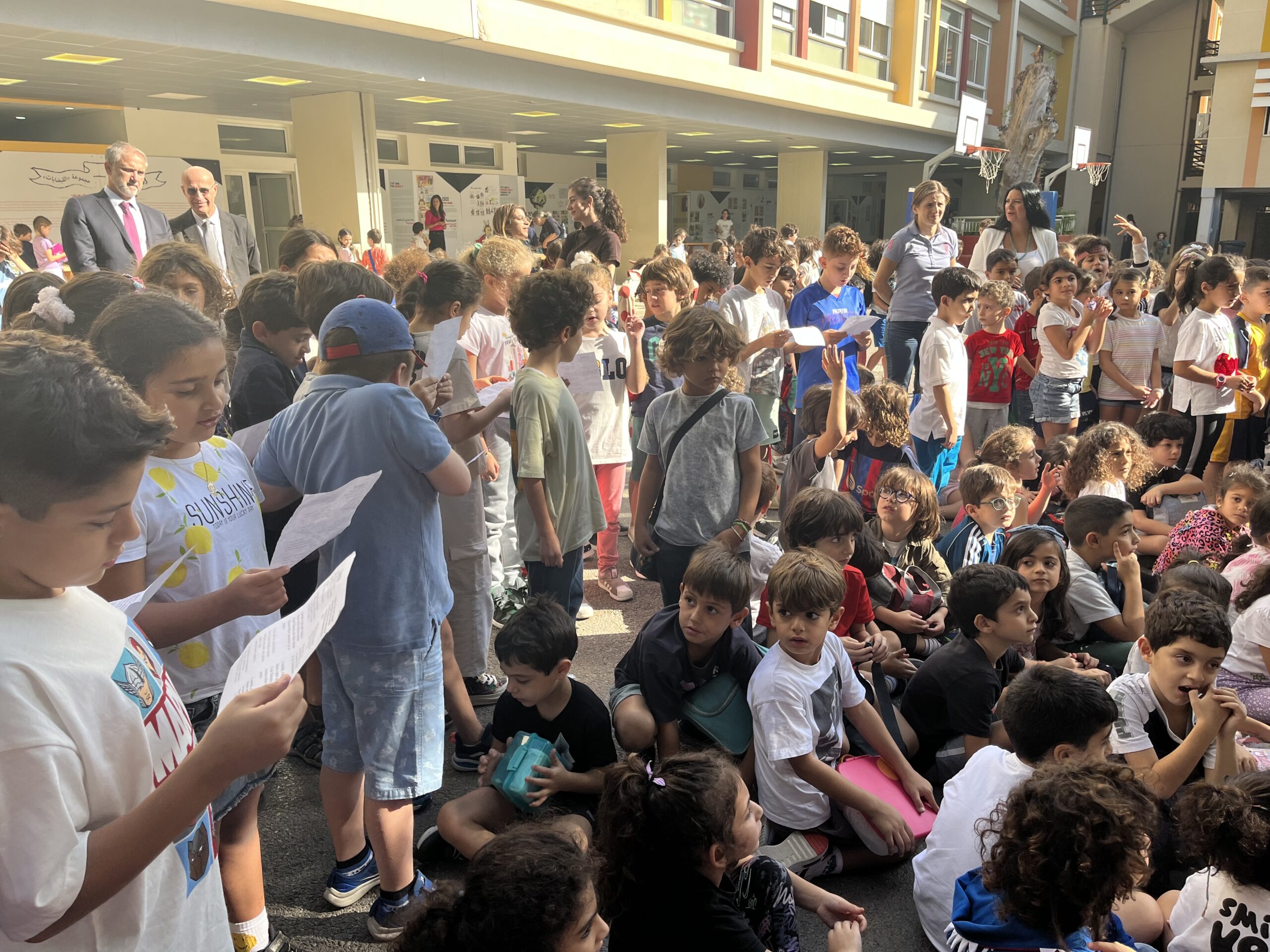 Inauguration du banc de l'amitié à l'école primaire - 3